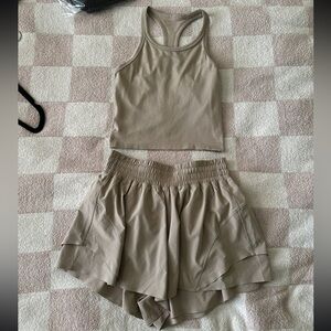 Lululemon workout set